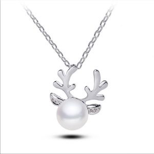 Pearl Reindeer Antler Necklace (silver)